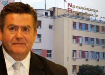 Φωτογραφία ντοκουμέντo: Ο Τομπούλογλου με τα λεφτά της μίζας στα χέρια