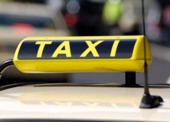 Συλλήψεις για «πειραγμένα» ταξίμετρα και ταμειακές