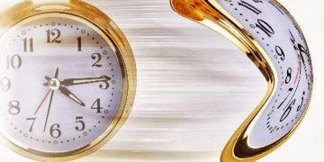 Θερινή ώρα από σήμερα. Γνωρίζετε γιατί αλλάζει η ώρα;