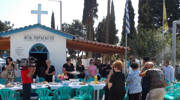Το ποντιακό ταφικό έθιμο του Αγίου Πνεύματος αναβιώνει στη Ροδόπη