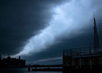 Ζωντανή σύνδεση με Ν. Υόρκη