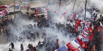 Η Τουρκία εκτός ελέγχου. Δύο νεκροί στις διαδηλώσεις για τον θάνατο του 15χρονου