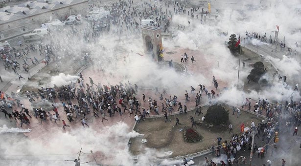Η Τουρκία φλέγεται. Ο Ερντογάν σκληραίνει επικίνδυνα τη στάση του
