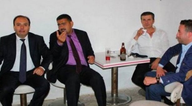 Τουρκία: Ήπιε μπύρα ο μουσουλμάνος αξιωματούχος και του «πήραν»… το κεφάλι