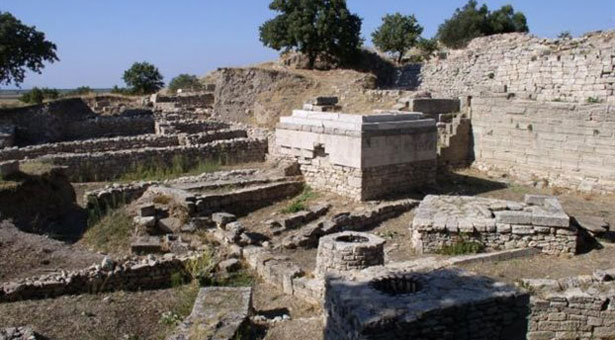 Τούρκοι αρχαιολόγοι στις ανασκαφές της Τροίας