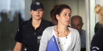 Το ζεϊμπέκικο της Αρετής Τσοχατζοπούλου στον Κορυδαλλό