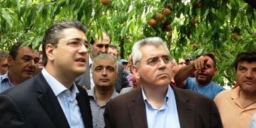 Ο Τζιτζικώστας στις πληγείσες από το χαλάζι περιοχές