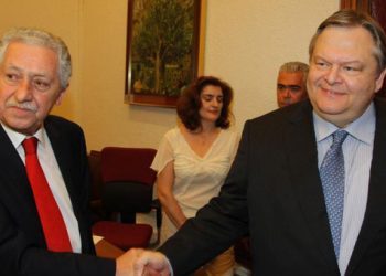 Η πρόταση νόμου ΠΑΣΟΚ - ΔΗΜΑΡ για τον ρατσισμό. Τι προβλέπει για τις Γενοκτονίες