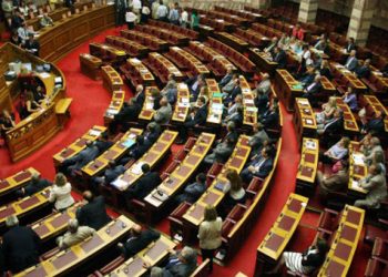 Στην τελική ευθεία απόψε για την ψήφο εμπιστοσύνης