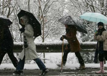 Καιρός: Χειμωνίατικος το επόμενο τριήμερο