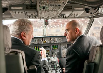 Καραμπόλες μετά την αποχώρηση Αβραμόπουλου