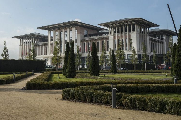 Ένα «Λευκό Σεράι» για τον Ερντογάν