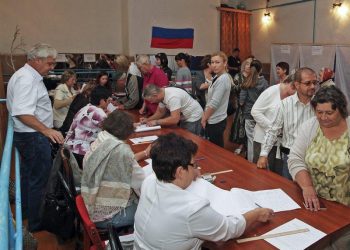 Εκλογές στην Ουκρανία με αποχή ανατολικών περιοχών και Κριμαίας