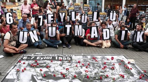 Σεπτεμβριανά: Τούρκοι ακτιβιστές καλούν το τουρκικό κράτος να ζητήσει συγγνώμη