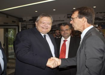 Βενιζέλος στη ΔΕΘ: «Θέλω εκλογές στο τέλος της 4ετίας, δεν ξέρω εάν θα το πετύχουμε» (βίντεο)