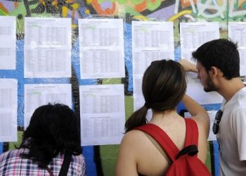 ΑΕΙ-ΤΕΙ: Σε ποιες σχολές απογειώνονται οι βάσεις