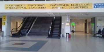 Φόβοι για ντόμινο από το «κανόνι» του ρωσικού τουριστικού πρακτορείου