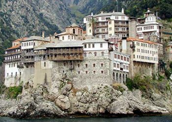 Η Πόντια που παραβίασε το άβατο στο Άγιο Όρος και τα κίνητρά της