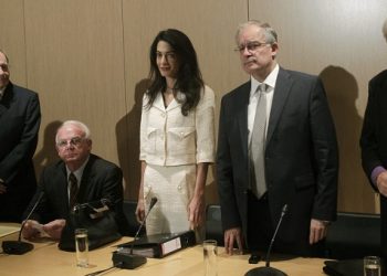 Τι βγήκε από τη συνέντευξη Τύπου της νομικής ομάδας υπό την Αμάλ Αλαμουντίν