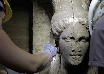 Περιστέρη: Σπουδαίο πρόσωπο στον μακεδονικό τάφο της Αμφίπολης