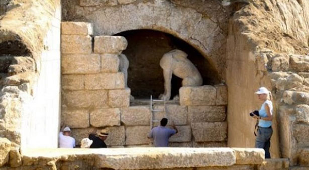 Σαμαράς από ΔΕΘ: Η Αμφίπολη είναι κάτι μεγάλο!