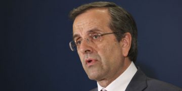 Σαμαράς: Ο Τσίπρας παρακαλάει για νέο μνημόνιο