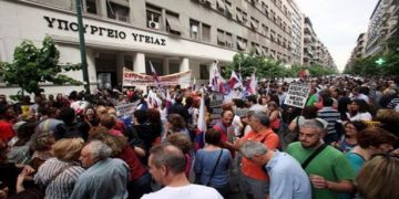 Απεργούν αύριο γιατροί και εργαζόμενοι στο ΕΣΥ