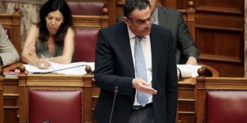 Αντιρατσιστικό: Άρχισε η συζήτηση στη Βουλή – Αντίθετος στην ποινικοποίηση άρνησης της Γενοκτονίας ο ΣΥΡΙΖΑ