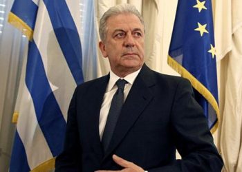 Μετανάστευση ή εσωτερικές υποθέσεις θέλει η Ελλάδα