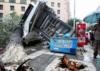 Νεροποντή έπληξε Δράμα – Θεσσαλονίκη