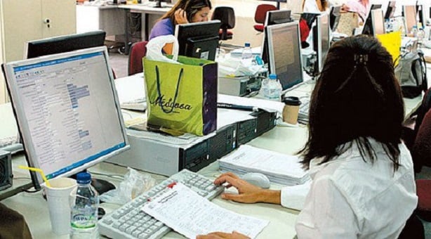 Δημόσιοι υπάλληλοι: Στον αέρα 35.000 εκκρεμείς αιτήσεις για χορήγηση εφάπαξ