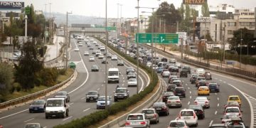 Άδειες σε ψηφοφόρους και στον ιδιωτικό τομέα