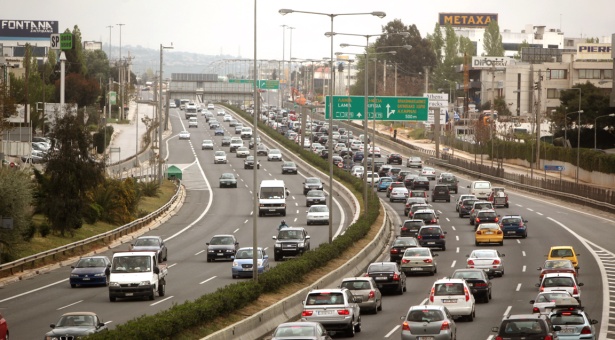 Άδειες σε ψηφοφόρους και στον ιδιωτικό τομέα