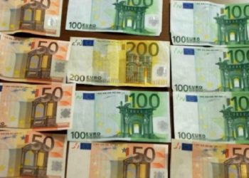 Πάνω από 14 δισ. ευρώ οι προσφορές για το 15ετές ομόλογο 3