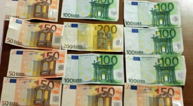 Πάνω από 14 δισ. ευρώ οι προσφορές για το 15ετές ομόλογο 3
