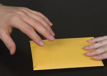 Έχεις έξυπνο κινητό; Κατάγγειλε τη διαφθορά!