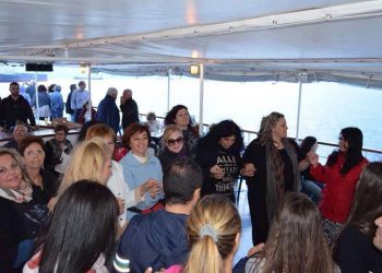 Κρουαζιέρα και ποντιακό γλέντι εν πλω για τον Φάρο Αγίας Βαρβάρας! (φωτο)