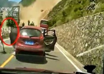 Τρομακτική κατολίσθηση στην Κίνα με 11 νεκρούς (βίντεο)