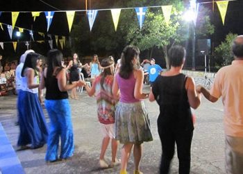 Η Κυψέλη, ένα ποντιακό χωριό του Αγρινίου, γλεντάει (βίντεο)