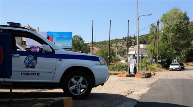 Έναν όμηρο και 300.000 ευρώ πήραν οι ληστές στο Δίστομο