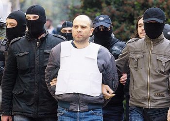 Γιάφκα συνεργατών του Μαζιώτη στα Πατήσια