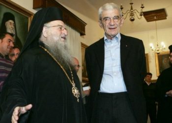 Ο μητροπολίτης Άνθιμος απειλεί με «επανάσταση» τον Μπουτάρη