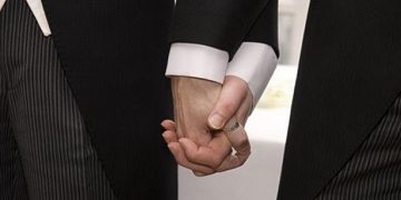 Αντιρατσιστικό: Επιστολή 5 μητροπολιτών στον πρωθυπουργό