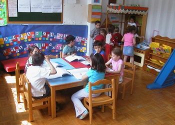 Εκτός παιδικών σταθμών κινδυνεύουν να μείνουν 4 στα 10 παιδιά