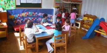 Εκτός παιδικών σταθμών κινδυνεύουν να μείνουν 4 στα 10 παιδιά