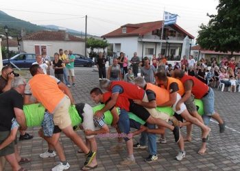 Όταν οι Πόντιοι παίζουν στην Παλιουριά Γρεβενών (βίντεο)