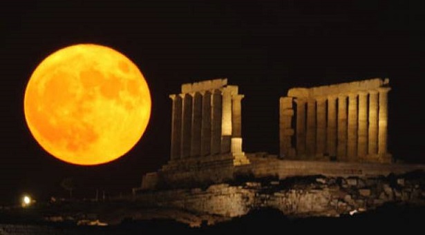 Πανσέληνος Αυγούστου 2018: Εκδηλώσεις με δωρεάν είσοδο σε 132 αρχαιολογικούς χώρους και μουσεία