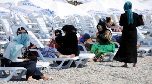 Τουρκία: Παραλία μόνο για γυναίκες στην Αττάλεια (φωτογραφίες)