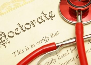 Τουλάχιστον 2.000 οι κάτοχοι πλαστών τίτλων σπουδών