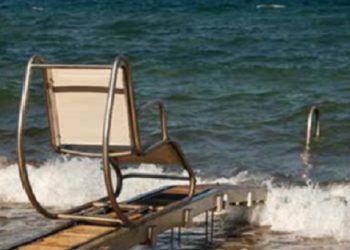 Η ράμπα νίκησε τον ρατσισμό στην παραλία της Νέας Μάκρης!